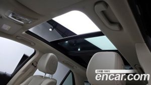 Mercedes-Benz GLE-Class GLE300d 4MATIC 2025 года из Южной Кореи