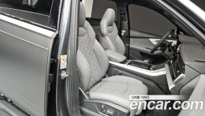 Audi Q7 55 TFSI 4WD Premium 2025 года из Южной Кореи