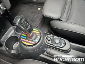 Mini Cooper 5Door MULTITONE Edition 2023 года из Южной Кореи