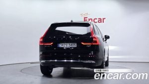 Volvo XC60 B6 ULTIMATE Bright 2024 года из Южной Кореи
