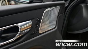 Volvo XC60 B6 ULTIMATE Bright 2024 года из Южной Кореи