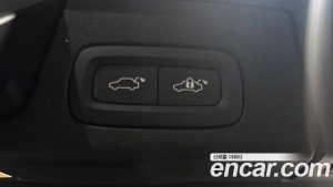 Volvo XC60 B6 ULTIMATE Bright 2024 года из Южной Кореи