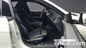 BMW 2-Series 220i M Sport 2023 года из Южной Кореи