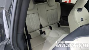 Mini Cooper Favoured 2025 года из Южной Кореи