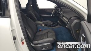 Volvo C40 Twin ULTIMATE 2023 года из Южной Кореи