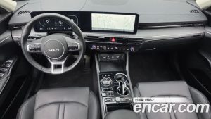 Kia K5 2.0 2024 года из Южной Кореи