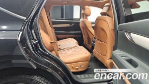 Genesis GV80 2.5T Бензин AWD 2024 года из Южной Кореи