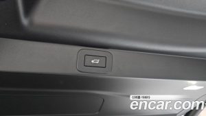 Land Rover Range Rover P550E AB 2025 года из Южной Кореи