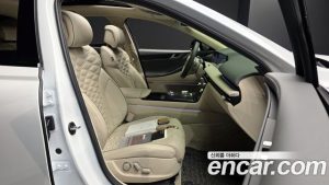 Genesis G80 Бензин 2.5 Turbo AWD 2025 года из Южной Кореи