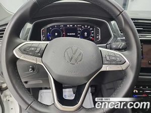 Volkswagen Tiguan 2.0 TDI 4 Prestige 2023 года из Южной Кореи