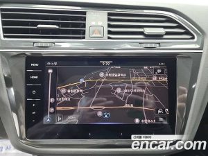 Volkswagen Tiguan 2.0 TDI 4 Prestige 2023 года из Южной Кореи