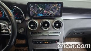 Mercedes-Benz GLC-Class GLC300 4MATIC Coupe 2023 года из Южной Кореи