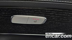 Mercedes-Benz GLC-Class GLC300 4MATIC Coupe 2023 года из Южной Кореи