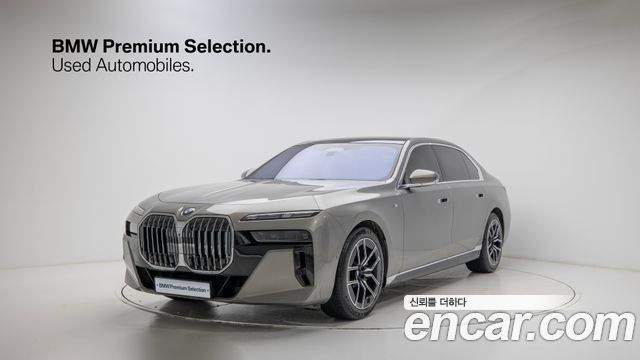 BMW 7-Series 740i xDrive M Sport 2024 года из Кореи