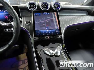 Mercedes-Benz GLC-Class GLC300 4MATIC Coupe 2025 года из Южной Кореи