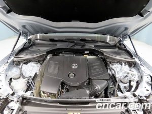 Mercedes-Benz GLC-Class GLC300 4MATIC Coupe 2025 года из Южной Кореи