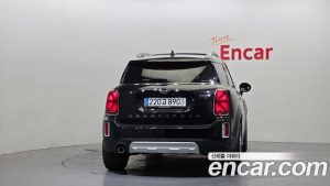 Mini Countryman CLASSIC Plus COMFORT PACK 2023 года из Южной Кореи