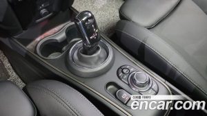 Mini Countryman CLASSIC Plus COMFORT PACK 2023 года из Южной Кореи