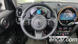 Mini Countryman CLASSIC Plus COMFORT PACK 2023 года из Южной Кореи