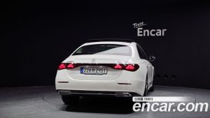 Mercedes-Benz E-Class E220d 4MATIC Exclusive 2024 года из Южной Кореи