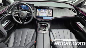 Mercedes-Benz E-Class E220d 4MATIC Exclusive 2024 года из Южной Кореи