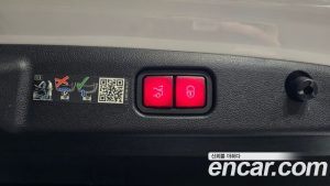 Mercedes-Benz E-Class E220d 4MATIC Exclusive 2024 года из Южной Кореи