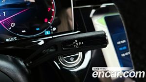 Mercedes-Benz E-Class E300 4MATIC AMG Line 2025 года из Южной Кореи