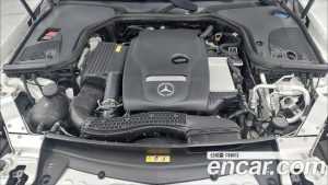 Mercedes-Benz E-Class E250 AMG Line 2023 года из Южной Кореи