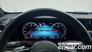 Mercedes-Benz E-Class E250 AMG Line 2023 года из Южной Кореи