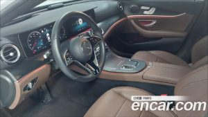 Mercedes-Benz E-Class E250 AMG Line 2023 года из Южной Кореи