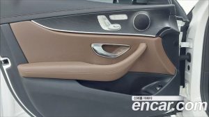 Mercedes-Benz E-Class E250 AMG Line 2023 года из Южной Кореи