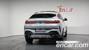 BMW X6 xDrive40i M Sport 2025 года из Южной Кореи
