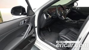 BMW X6 xDrive40i M Sport 2025 года из Южной Кореи
