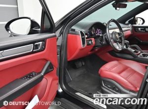 Porsche Cayenne 3.0 Coupe 2022 года из Южной Кореи