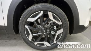 Kia Seltos Бензин 1.6 Turbo 2WD 2024 года из Южной Кореи