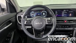Kia Seltos Бензин 1.6 Turbo 2WD 2024 года из Южной Кореи