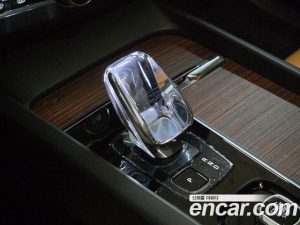 Volvo XC60 T8 ULTIMATE Bright 2024 года из Южной Кореи