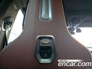 BMW 7-Series 740i xDrive M Sport Limited 2025 года из Южной Кореи