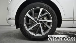 Genesis GV80 2.5T Бензин AWD 2024 года из Южной Кореи