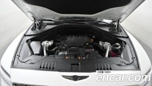 Genesis GV80 2.5T Бензин AWD 2024 года из Южной Кореи