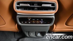 Genesis GV80 2.5T Бензин AWD 2024 года из Южной Кореи