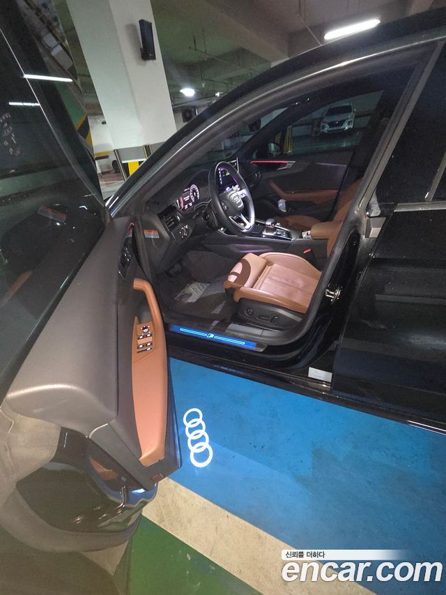 Audi A5 40 TFSI 4WD Premium Sportback 2023 года из Кореи