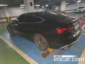 Audi A5 40 TFSI 4WD Premium Sportback 2023 года из Южной Кореи