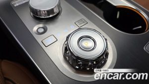 Genesis GV80 2.5T Бензин AWD 2024 года из Южной Кореи