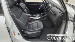 Renault-KoreaSamsung QM6 2.0 GDe LE Signature 2WD 2023 года из Южной Кореи