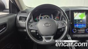 Renault-KoreaSamsung QM6 2.0 GDe LE Signature 2WD 2023 года из Южной Кореи