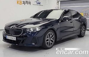 BMW 5-Series 520i Special Edition 2025 года из Южной Кореи