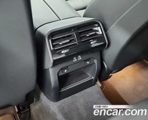 BMW 5-Series 520i Special Edition 2025 года из Южной Кореи