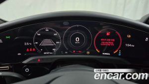 Porsche Taycan GTS 2023 года из Южной Кореи