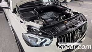 Mercedes-Benz GLE-Class GLE300d 4MATIC 2023 года из Южной Кореи